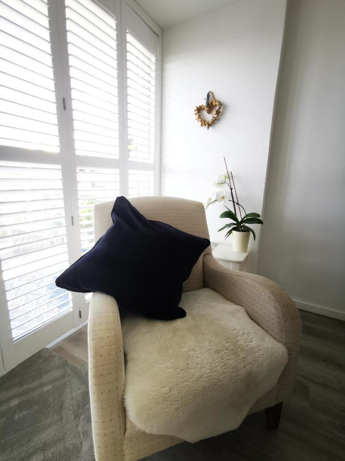 Sea View 3 Bedroom Seaside Property チチェスター エクステリア 写真