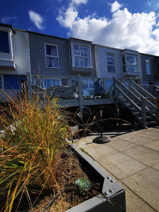 Sea View 3 Bedroom Seaside Property チチェスター エクステリア 写真