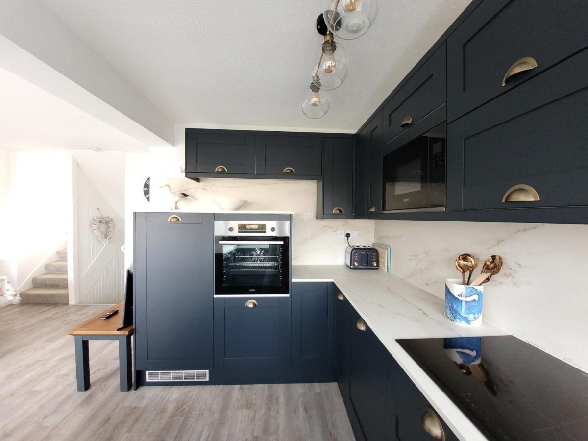 Sea View 3 Bedroom Seaside Property チチェスター エクステリア 写真